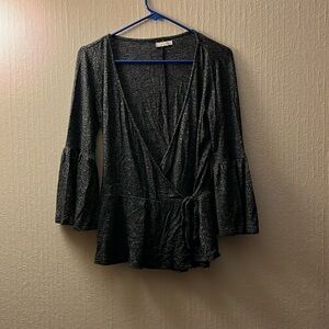 Women’s Maurice’s top. Size xs.